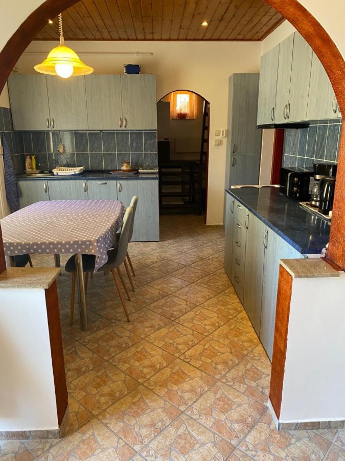 House Damado Deluxe Villa Otteveny Kültér fotó