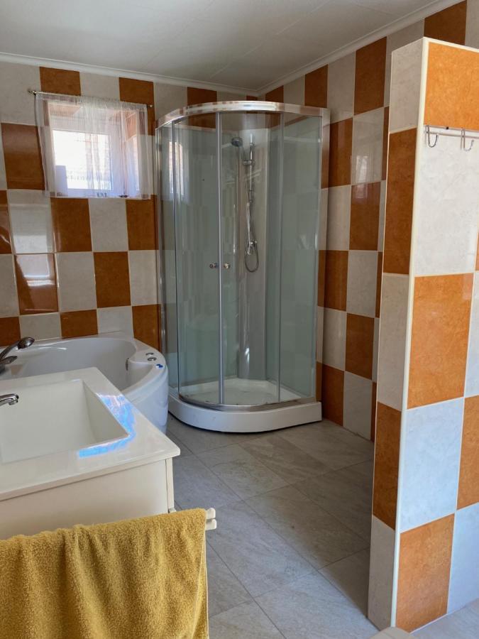 House Damado Deluxe Villa Otteveny Kültér fotó