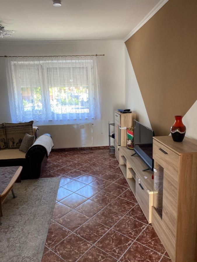 House Damado Deluxe Villa Otteveny Kültér fotó
